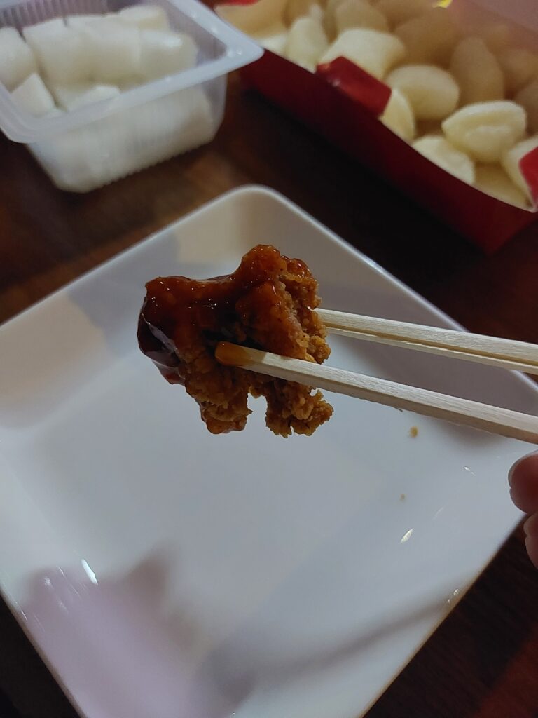 도안동 치킨 맛집 꾸브라꼬 숯불 두마리 치킨 순살 후라이드