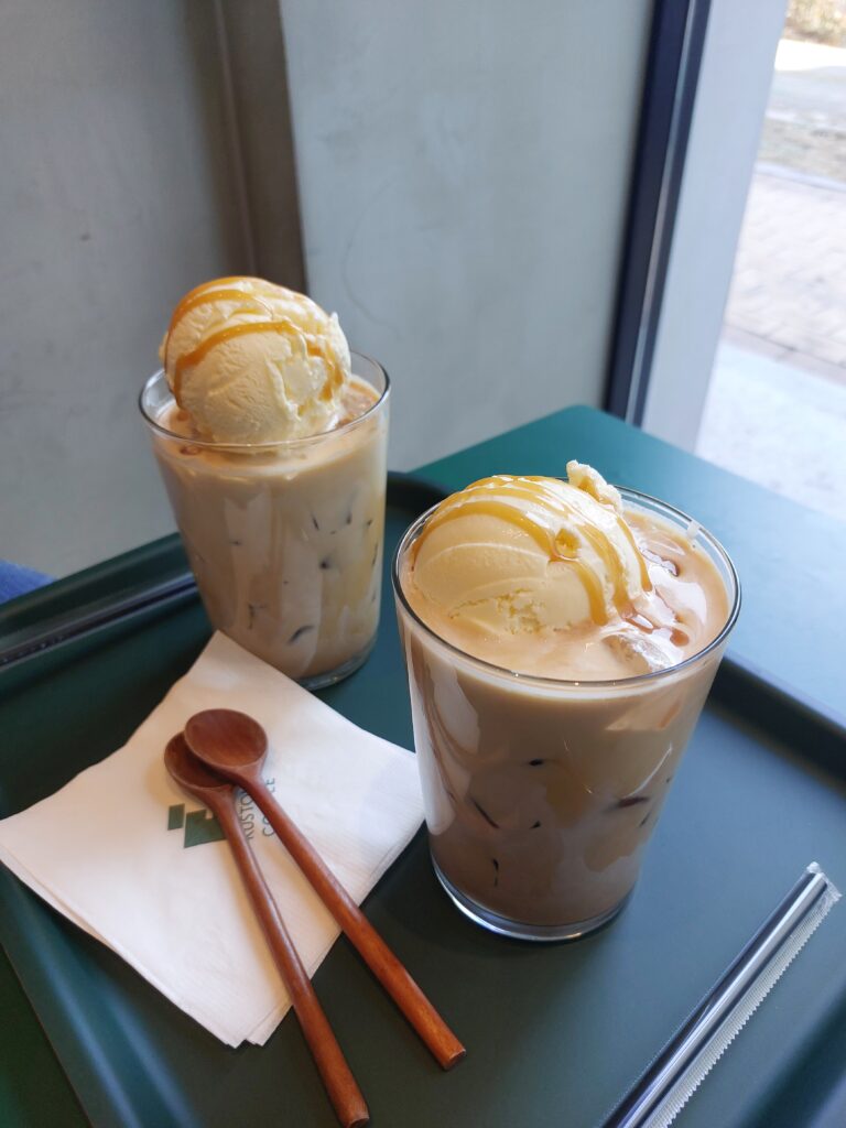 관저동 커피 커스텀 커피의 써머라떼