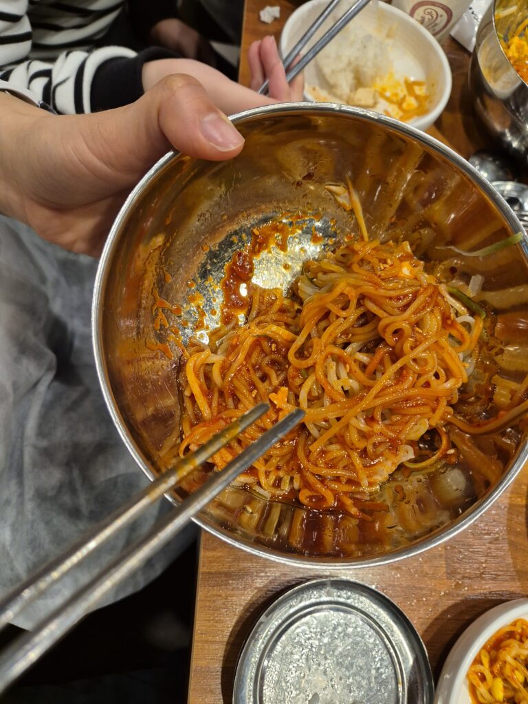 도안동 맛집 한마음 정육식당 최고반찬 파절이 쫄면2