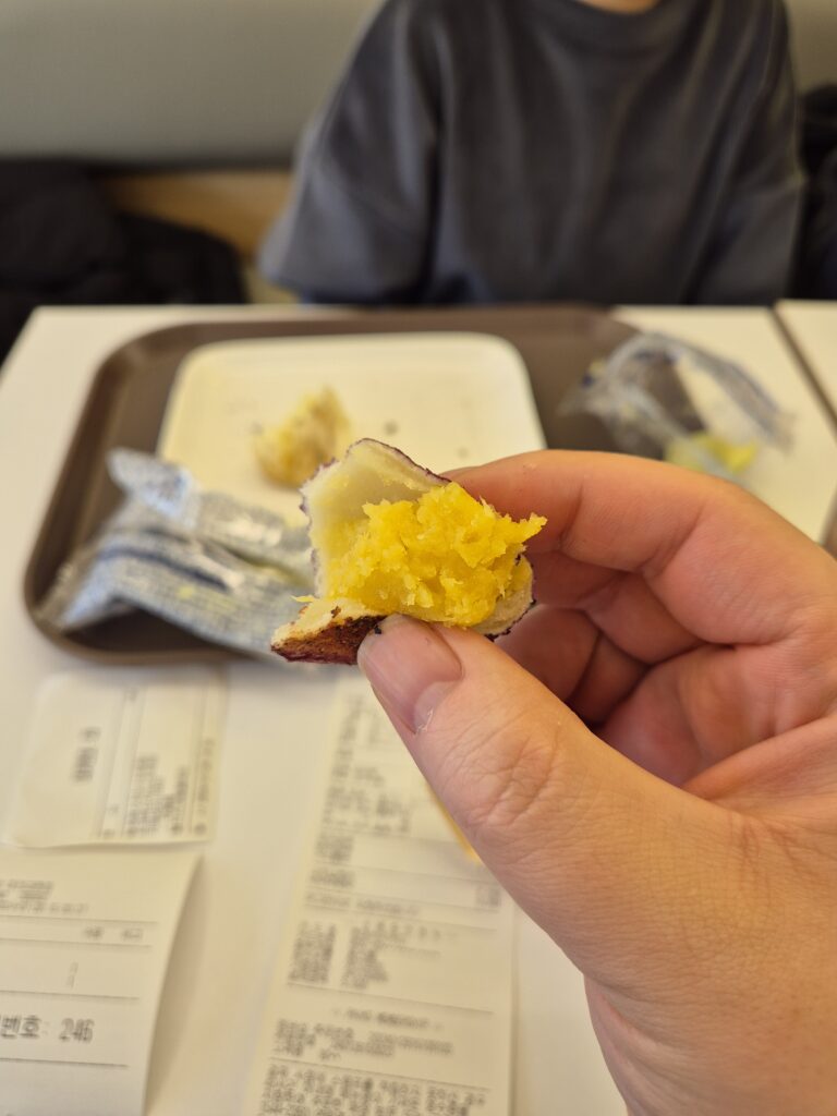 빽다방 고구마빵 소는 고구마로 가득!
