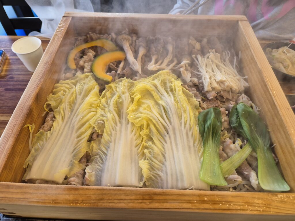 몇일있다가 또 먹으러 갈꺼야! 맛있는 편백찜!!