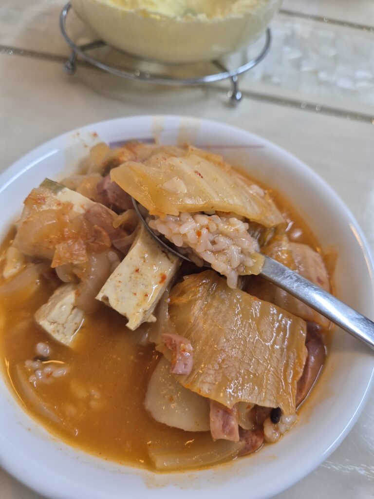 흰밥이랑 슥슥 비벼먹으면 jmt!!