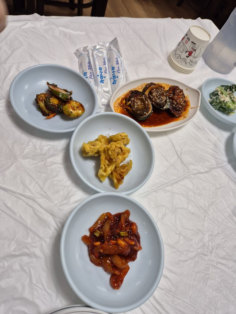 변산 소노벨 맛집 군산식당 밑반찬1