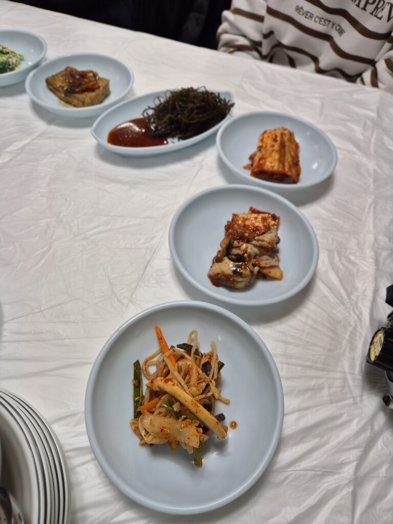 변산 소노벨 맛집 군산식당 밑반찬2