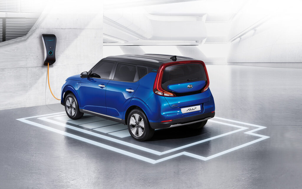 2021년형 쏘울 부스터 EV 후면 사진