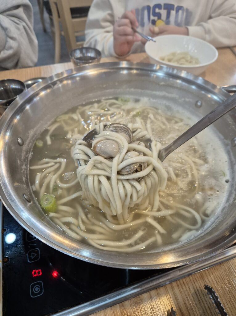 관저동 온천칼국수 물총칼국수 먹어보자!