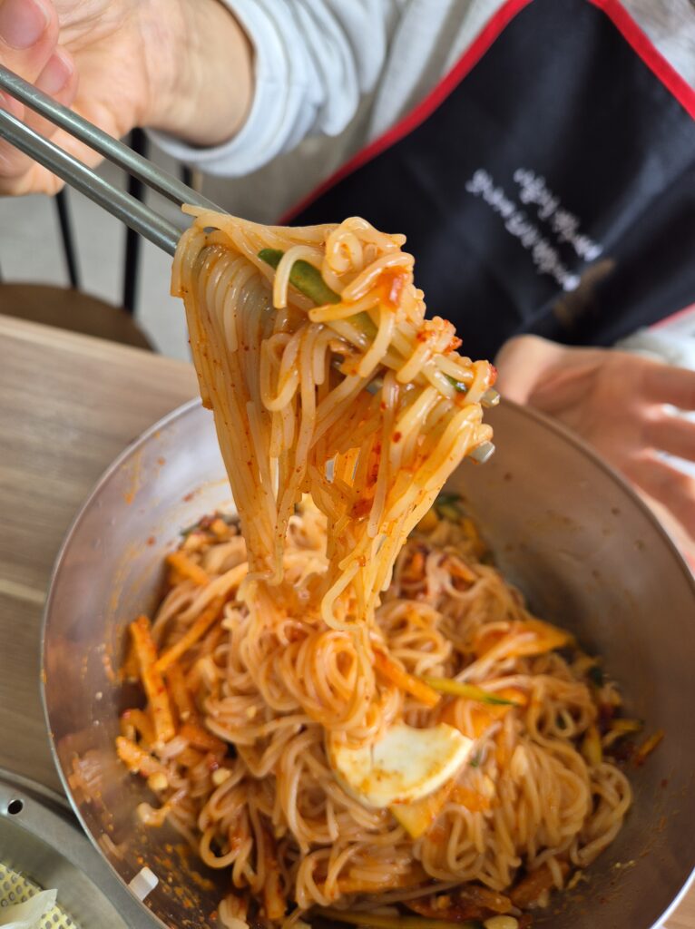 경주 밀면 현대밀면 비빔밀면
