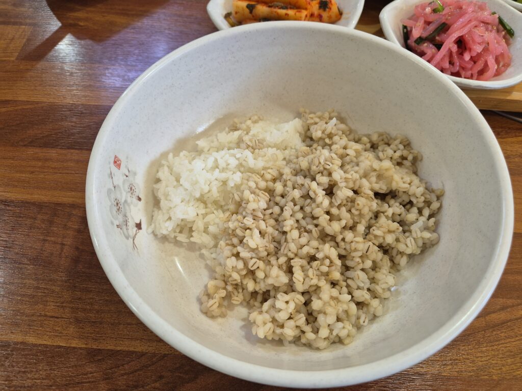 원내동 맛집 착한보리밥 공기