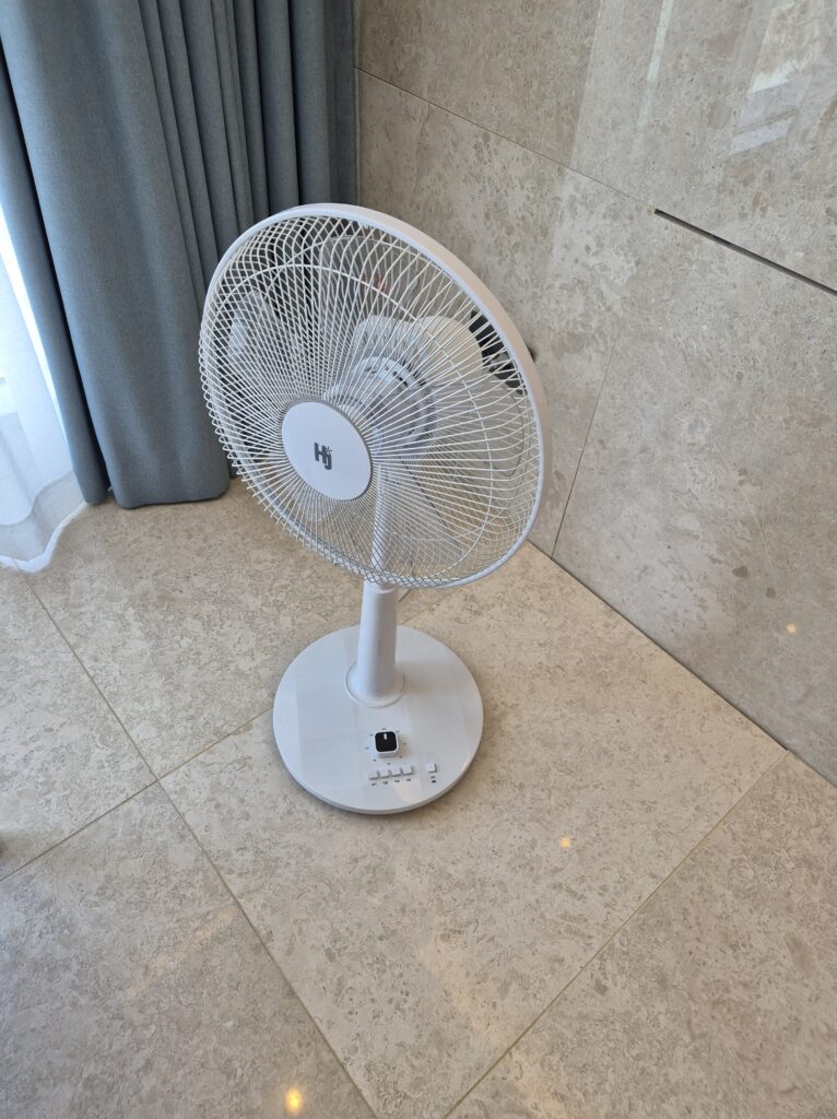 요청 하여서 받은 선풍기