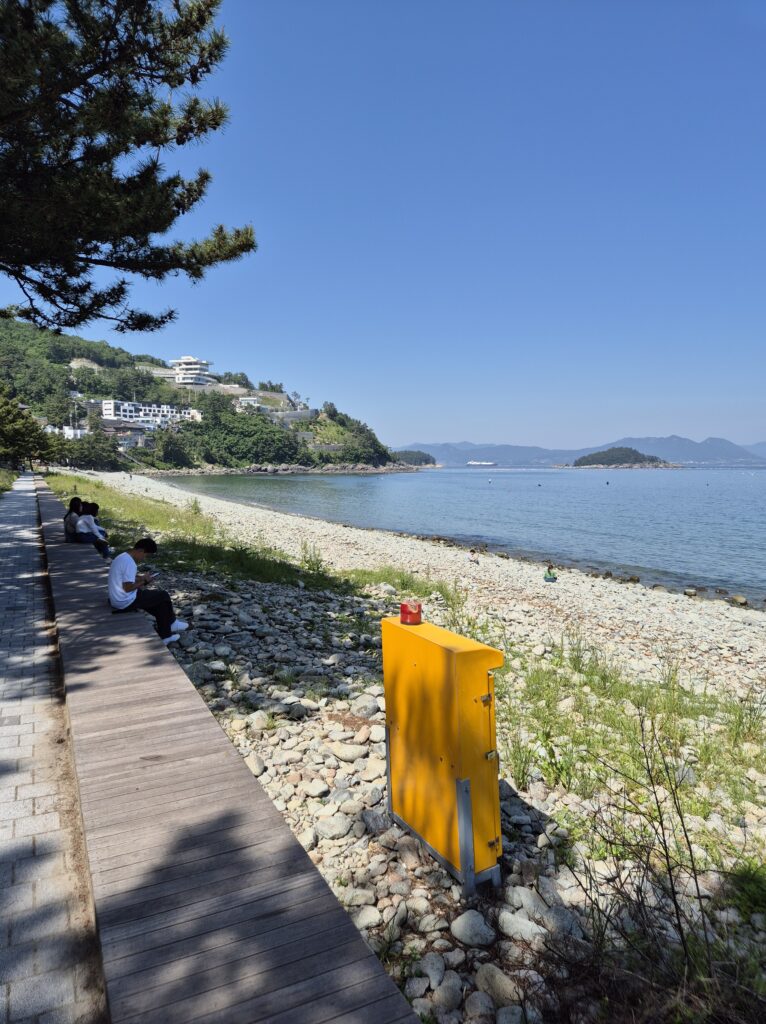 여수 해양수산과학관뒤 무슬목 해수욕장