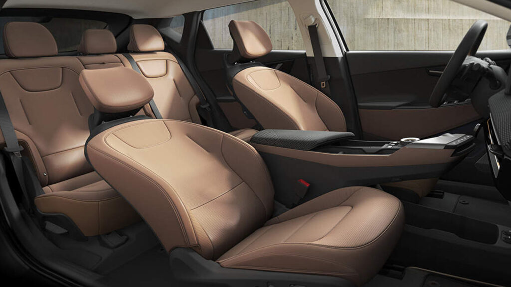 기아 ev6 2026년형 토피 브라운 인테리어