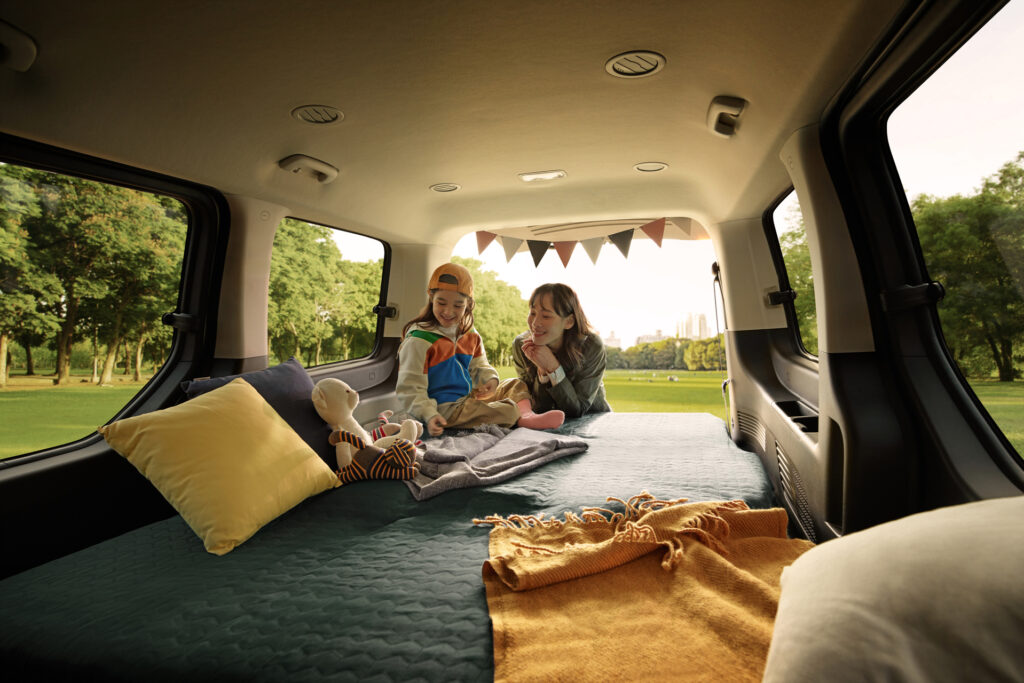 스타리아 리콜 2025년형 모델 실내 차박 폴딩 사진