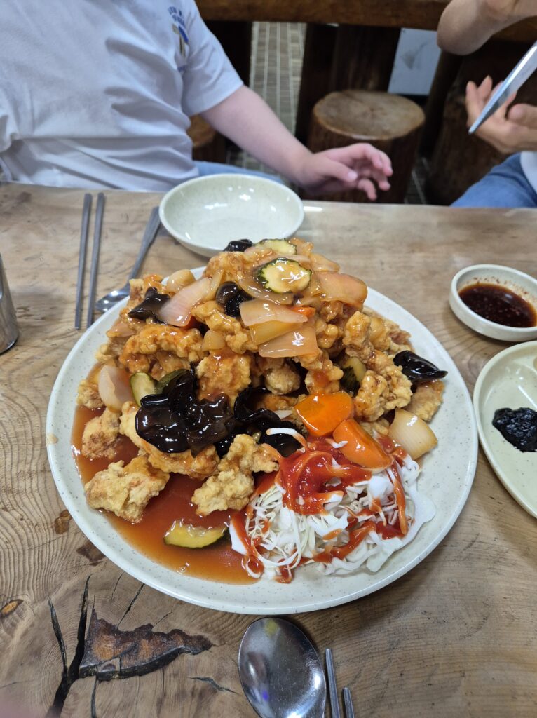 거제 일운반점 탕수육이 바삭해서 좋다
