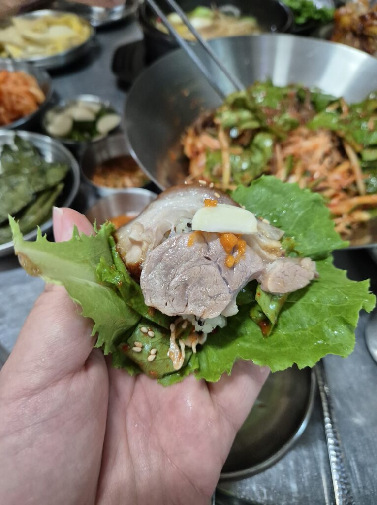 원내동 그집족발 한쌈