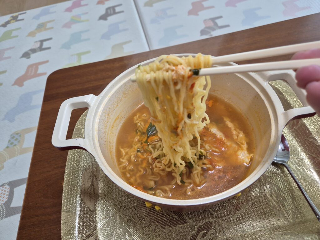 한젓가락 하실래요?