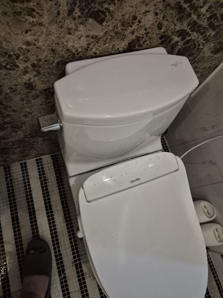변기 물내림버튼 교체 성공