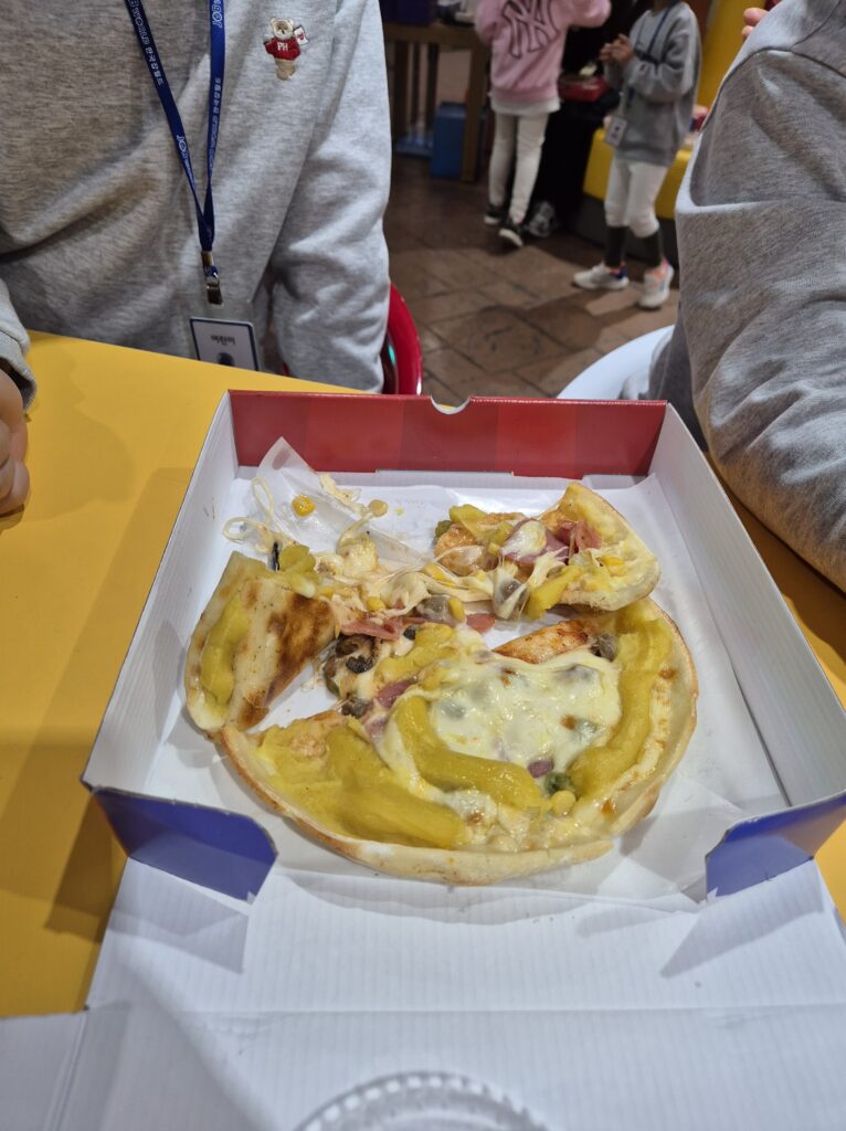 아이들이 만든 피자!