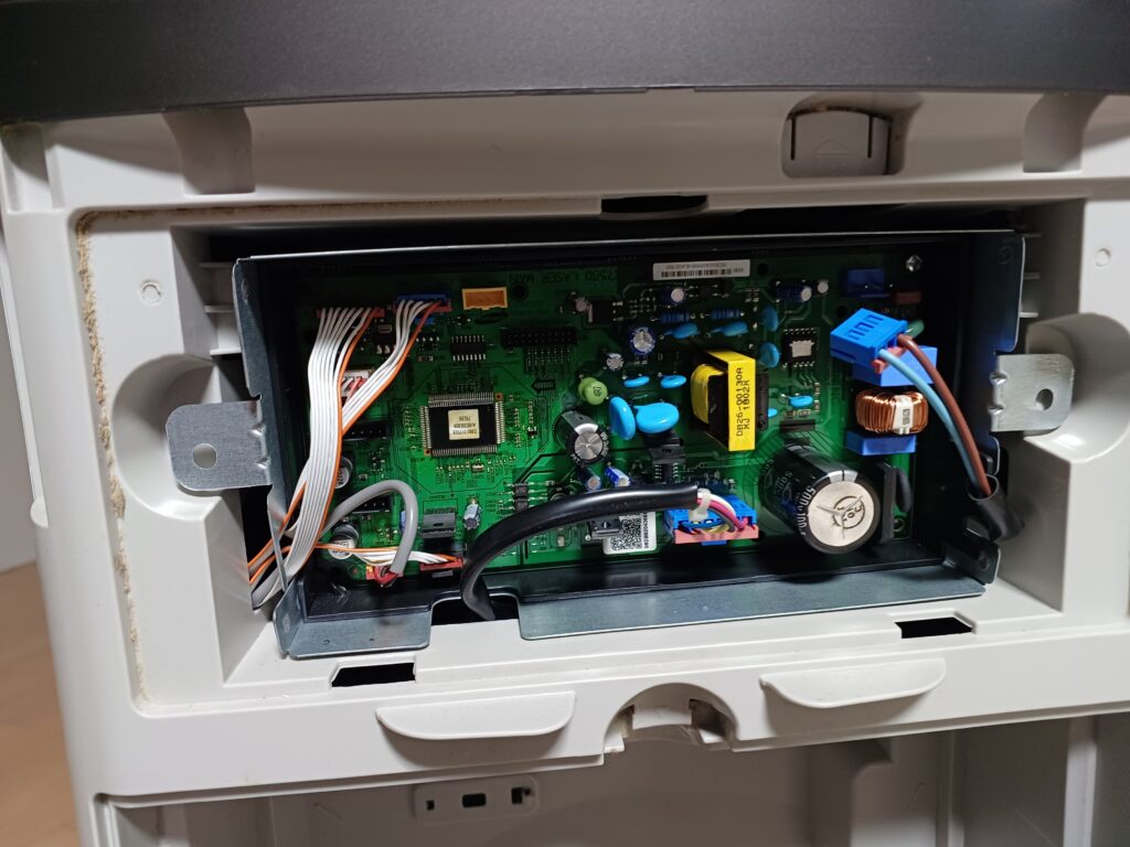 AX60N5580WBD 기판 사진