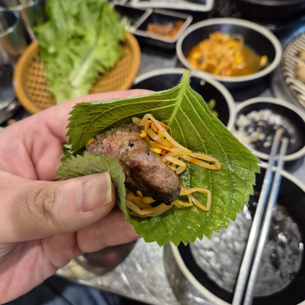 관저동 송돈가 제주 흑돼지 목살이 참 맛있다.