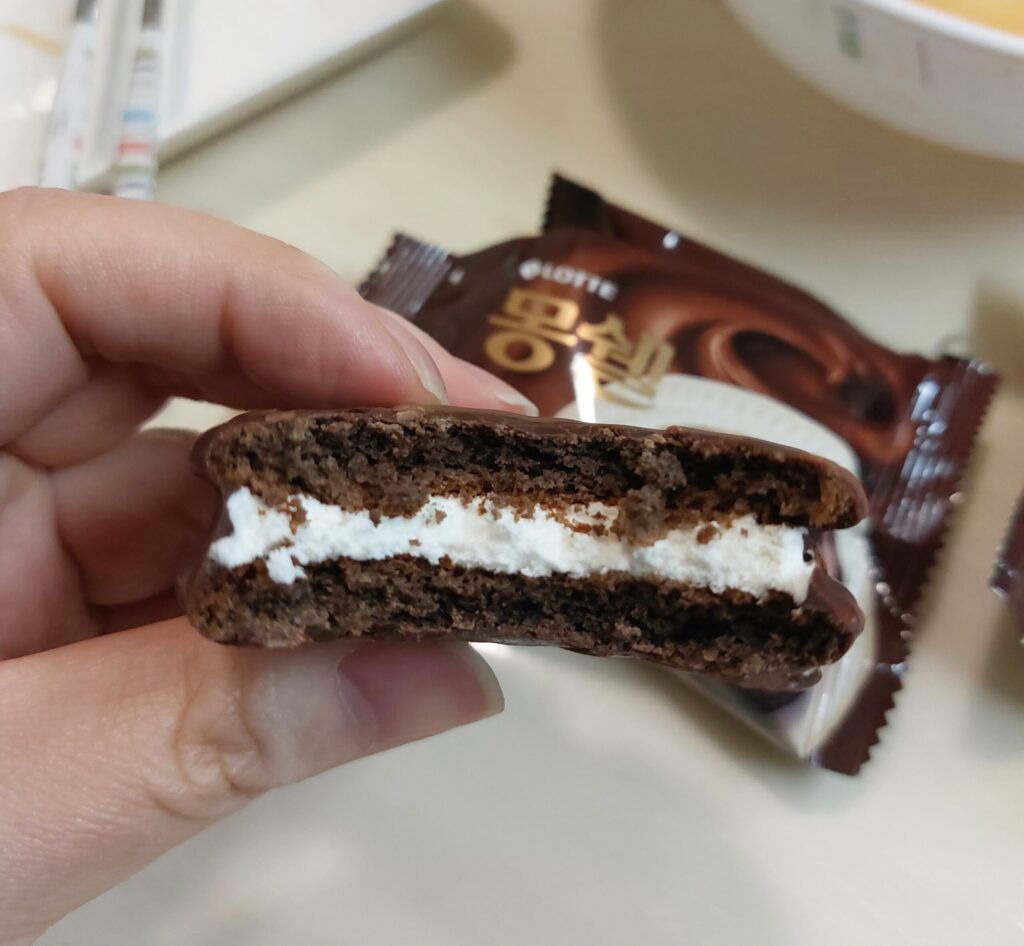 몽쉘 카카오 단면