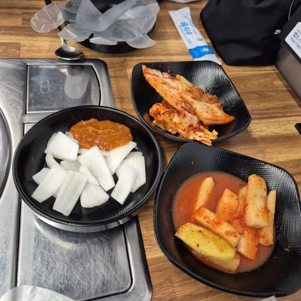 대전 농민뜨끈이 뼈구이 반찬