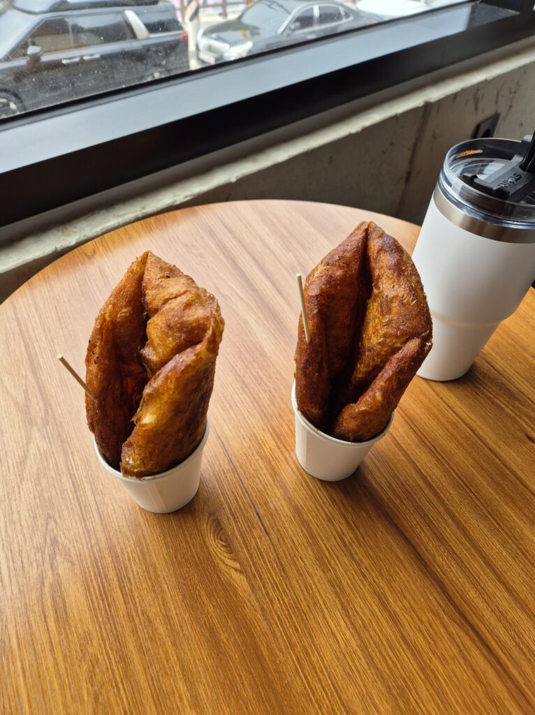 대전 반찬호떡 씨앗호떡과 아아 한잔