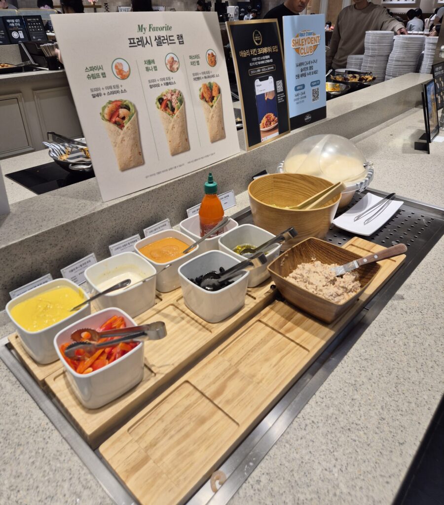 생각보다 맛있는 프레시 샐러드랩