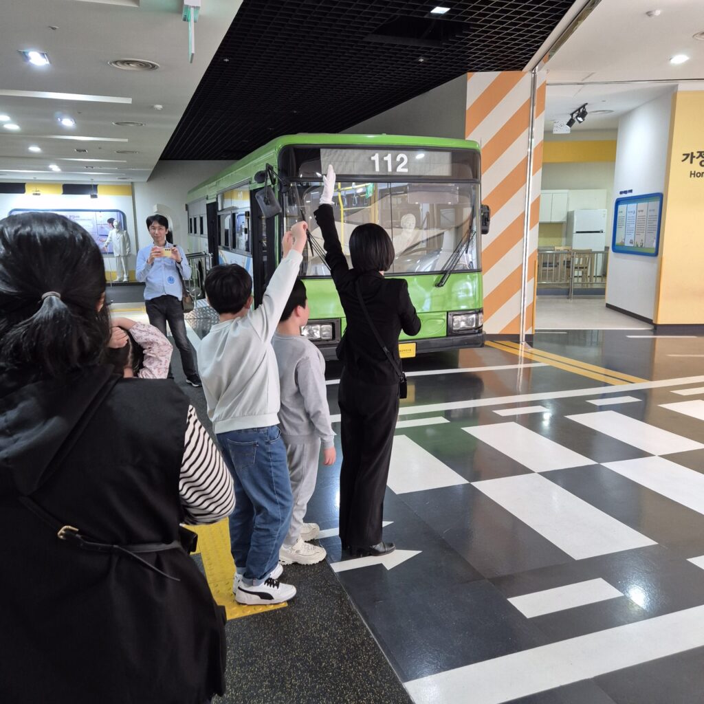 횡단보도 안전하게 걷는법