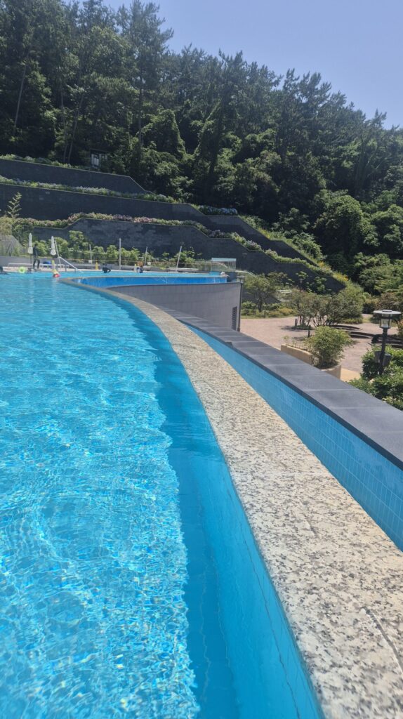 벨버디어 실외수영장2
