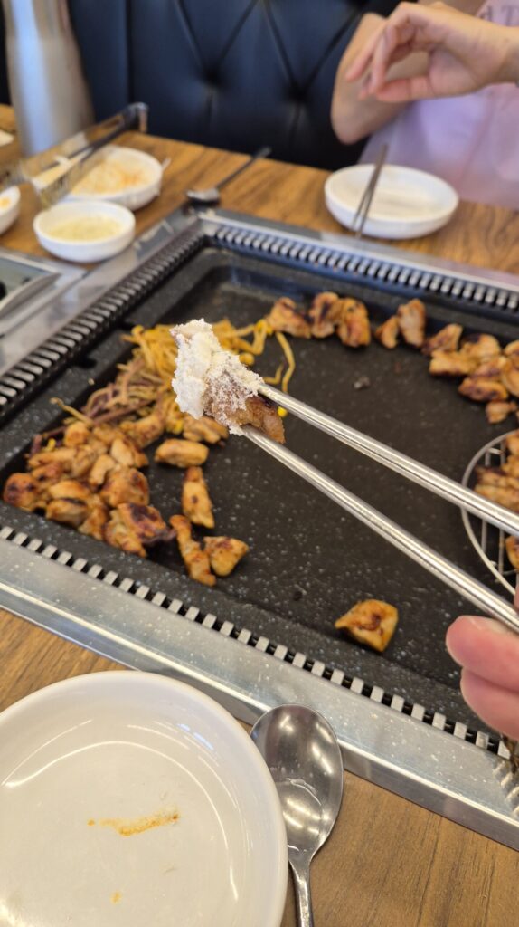 소금닭갈비의 맛