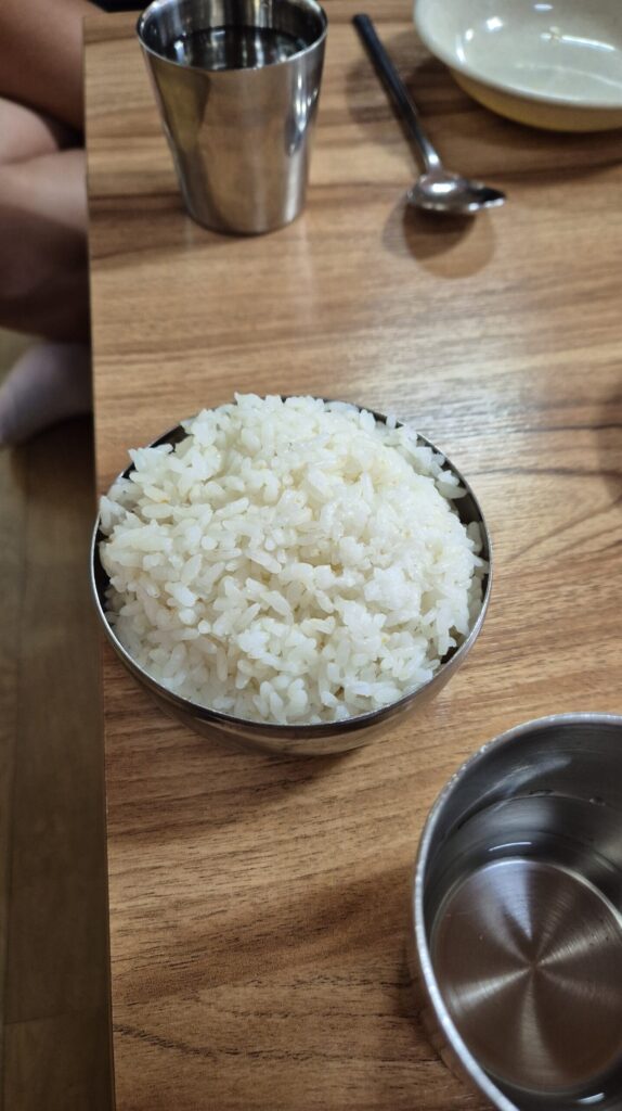 대부도 흑룡강 짬뽕밥의 공기밥