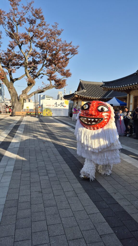 대전 진잠축제 느티나무아래 흥과멋 사자놀이
