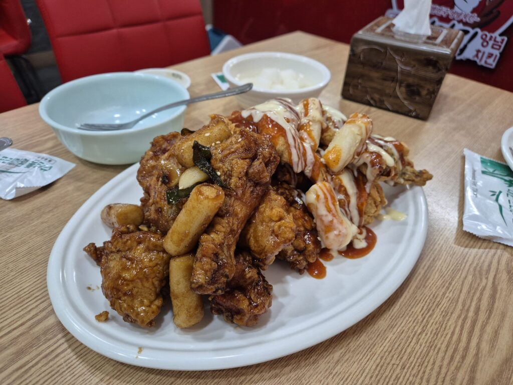 대전 삼성동 처갓집 와락치킨과 슈프림치킨