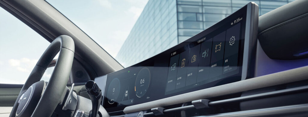 2026년형 투싼 하이브리드 커브드 디스플레이