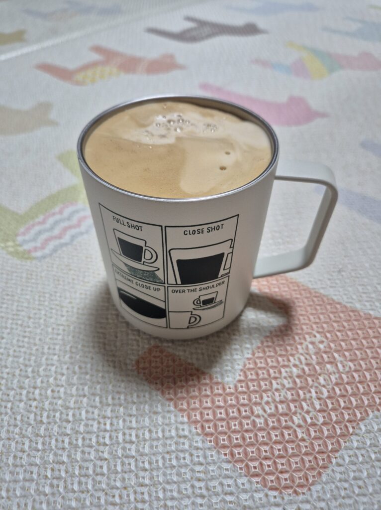 아이스로 만든 인텐소 커피