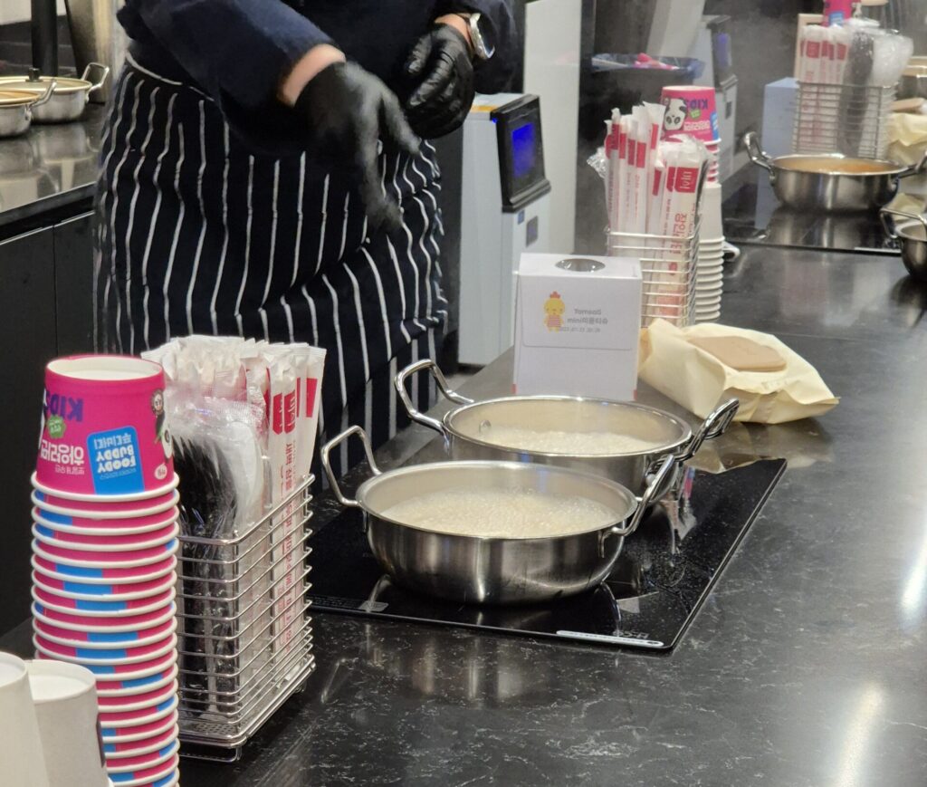 더미식 라면 시식 푸디버디 하양라면