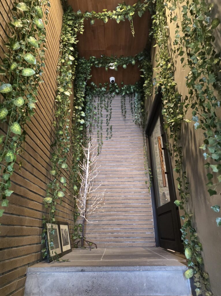 2층으로 올라가야하는 카페드크래프트 대전관저점