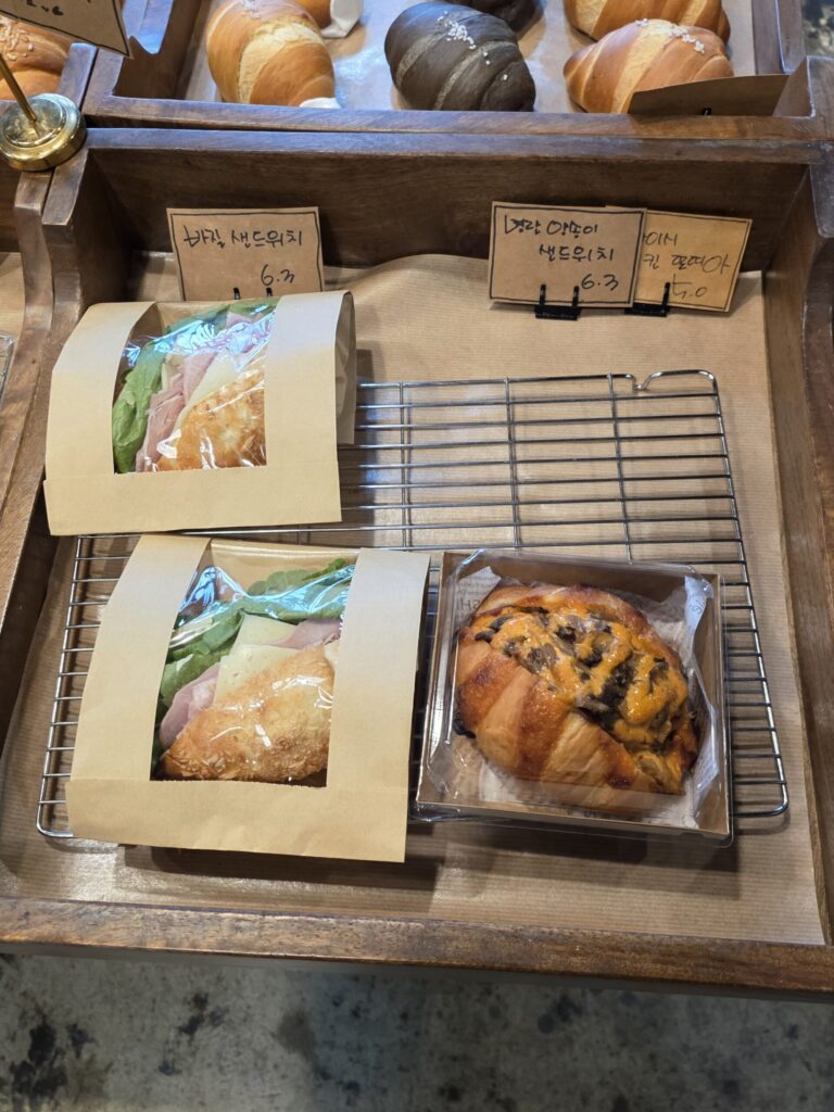 관저동 카페드크래프트 빵 종류