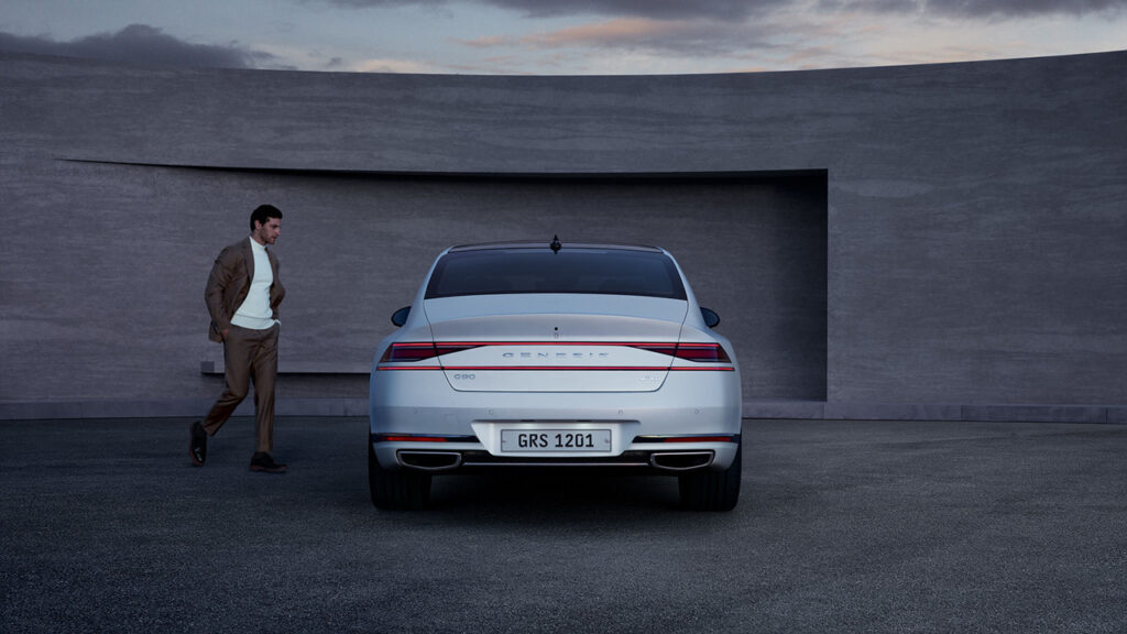 제네시스 90 후면 램프