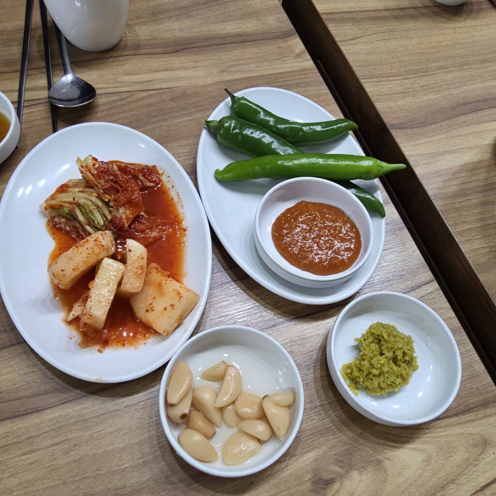 관저동 방일해장국 반찬