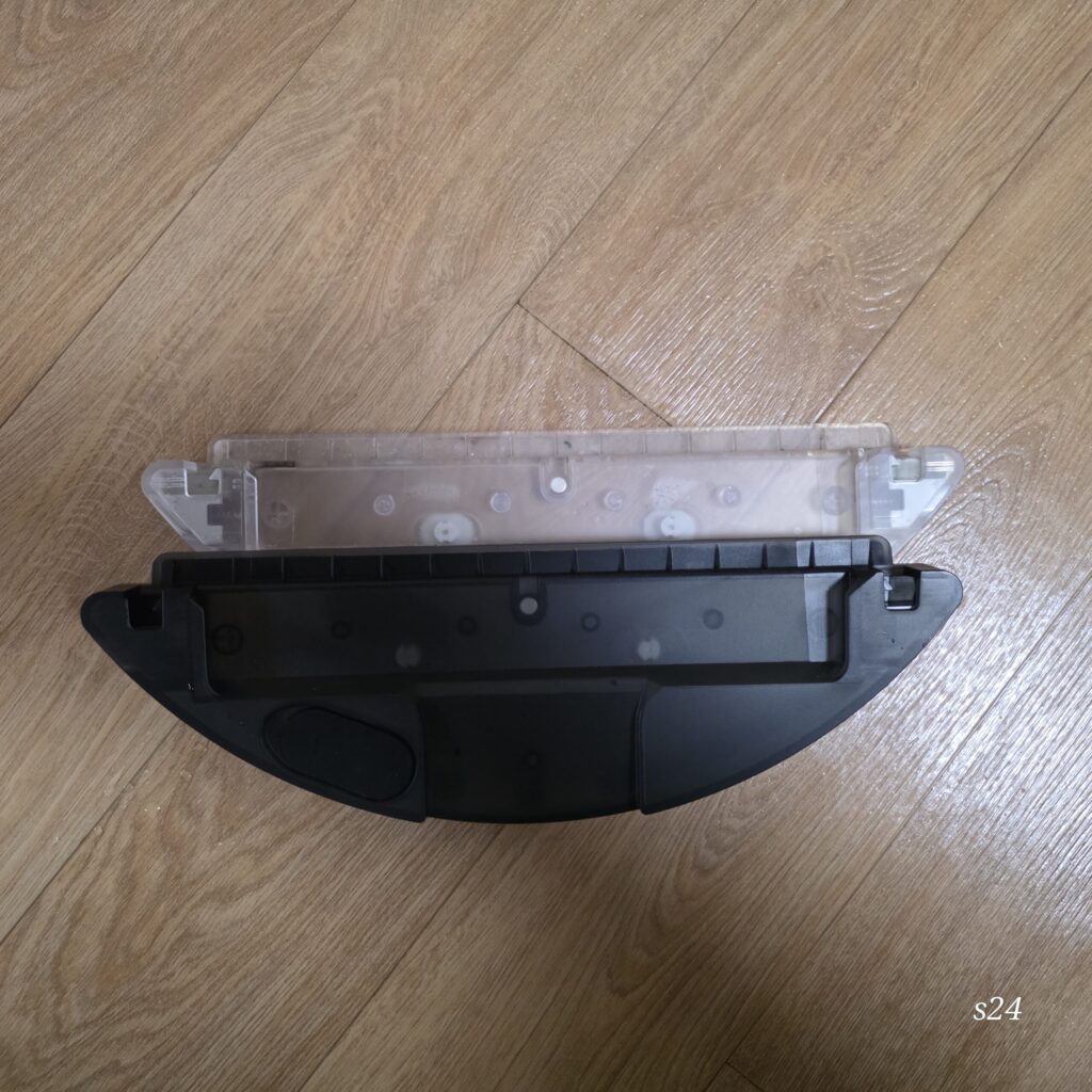 싸게 구매한 레노버 로봇청소기 t1s 물통 케이스