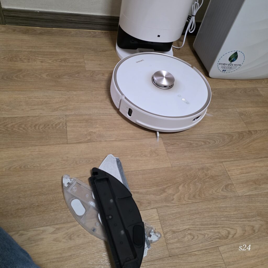 레노버 T1s 로봇청소기