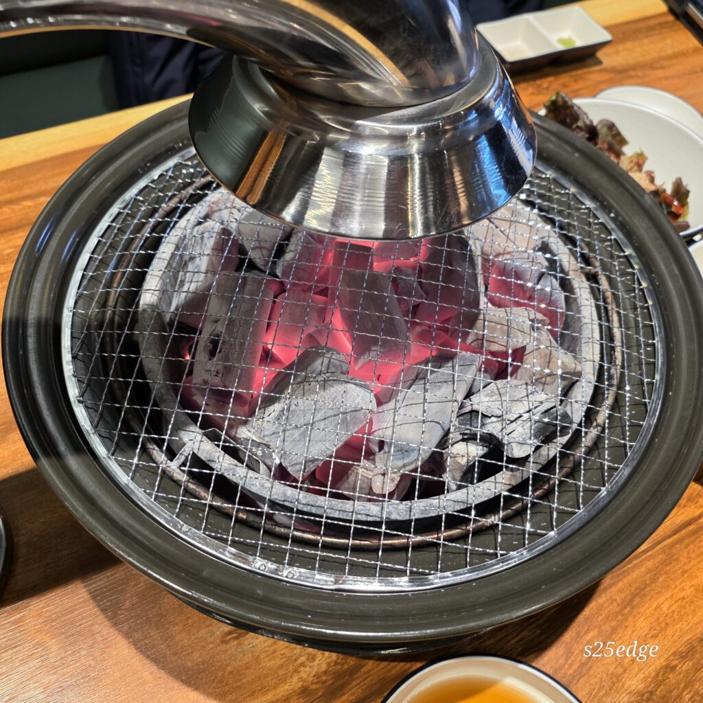 관저동 담가화로구이 숯불은 당연히 백탄