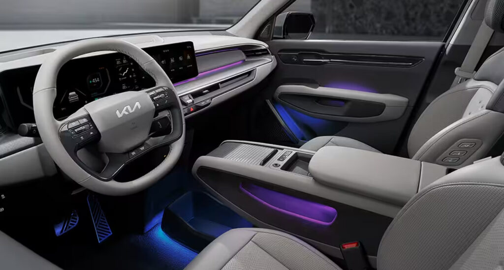 2026년형 EV9 실내 1열