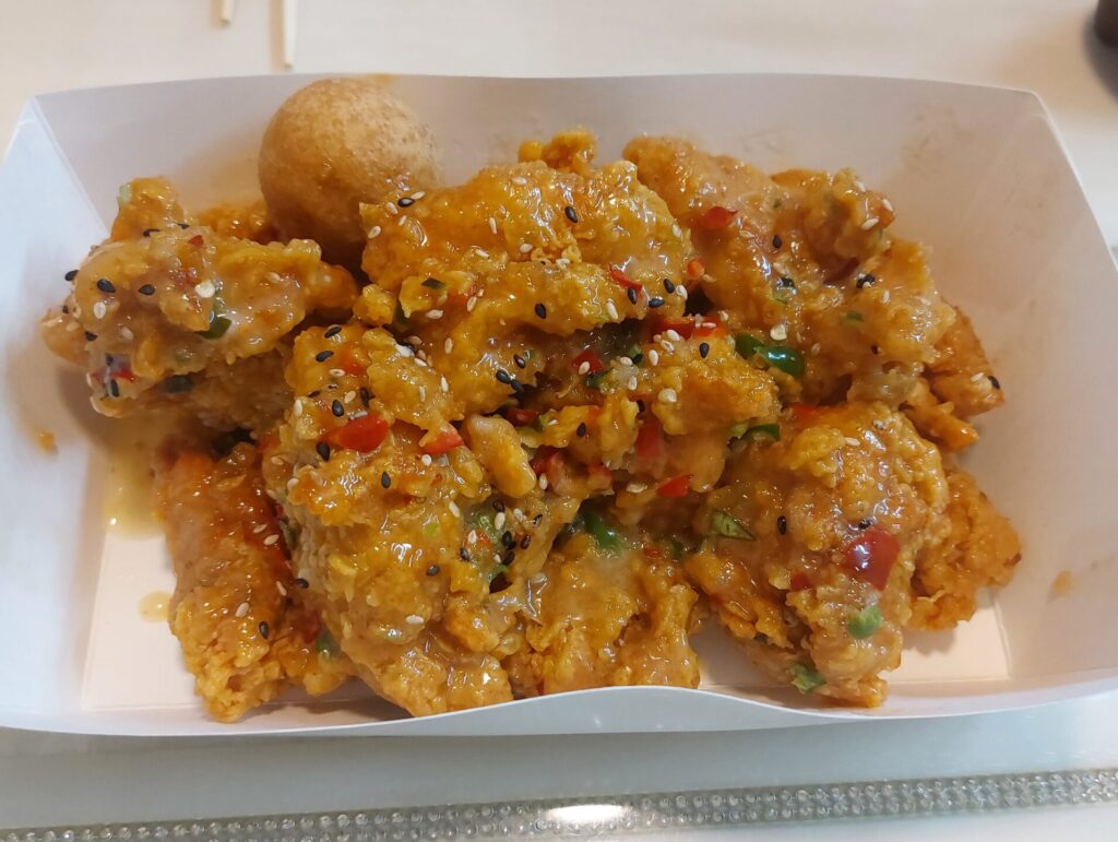 빛깔이 좋은 관저동 자담치킨 맵슐랭 순살치킨