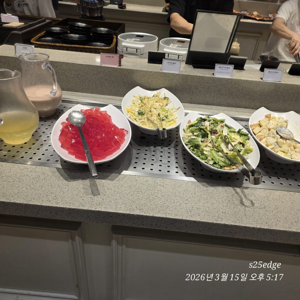 애슐리퀸즈 대전유성점 샐러드