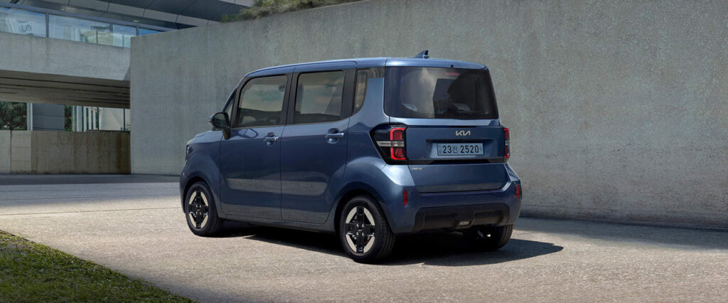 2026년형 기아 레이EV 후면