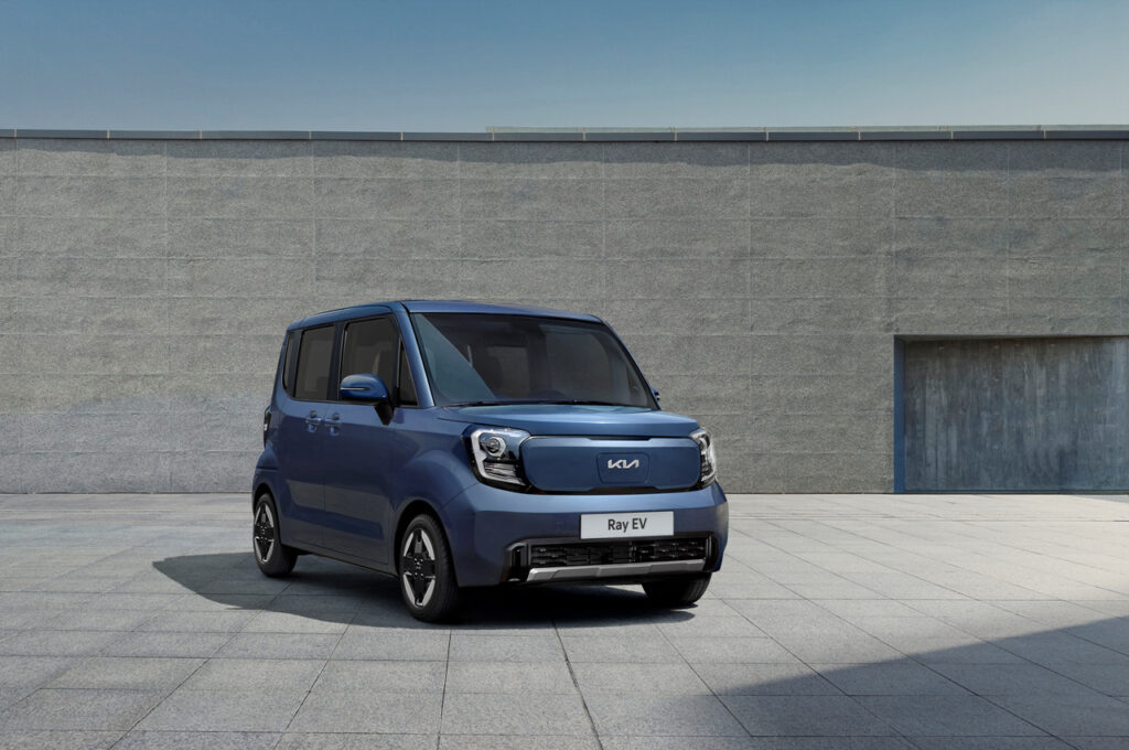 2026년형 기아 레이EV 전면