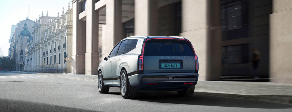 2027년식 아이오닉9 후방사진