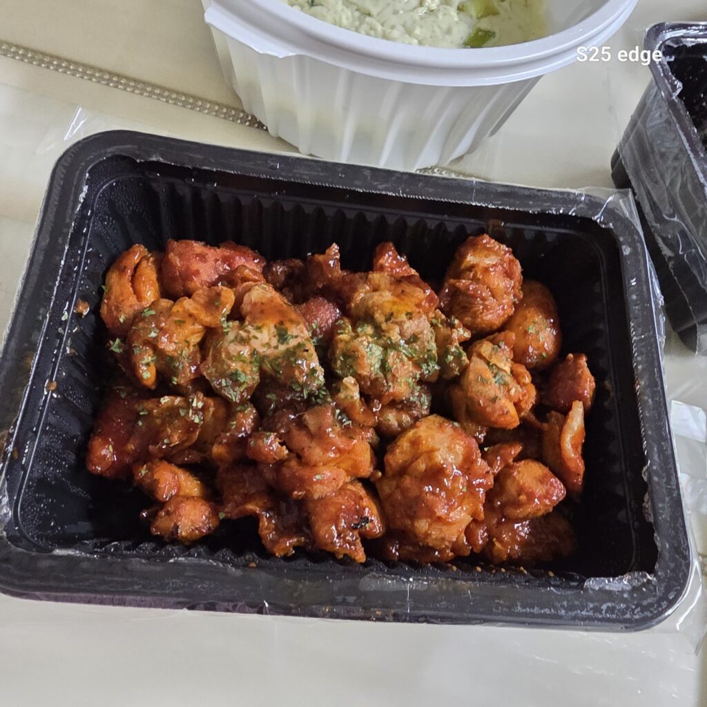 이게 순살불닭이다. FROM. 열화초불닭 탕정점